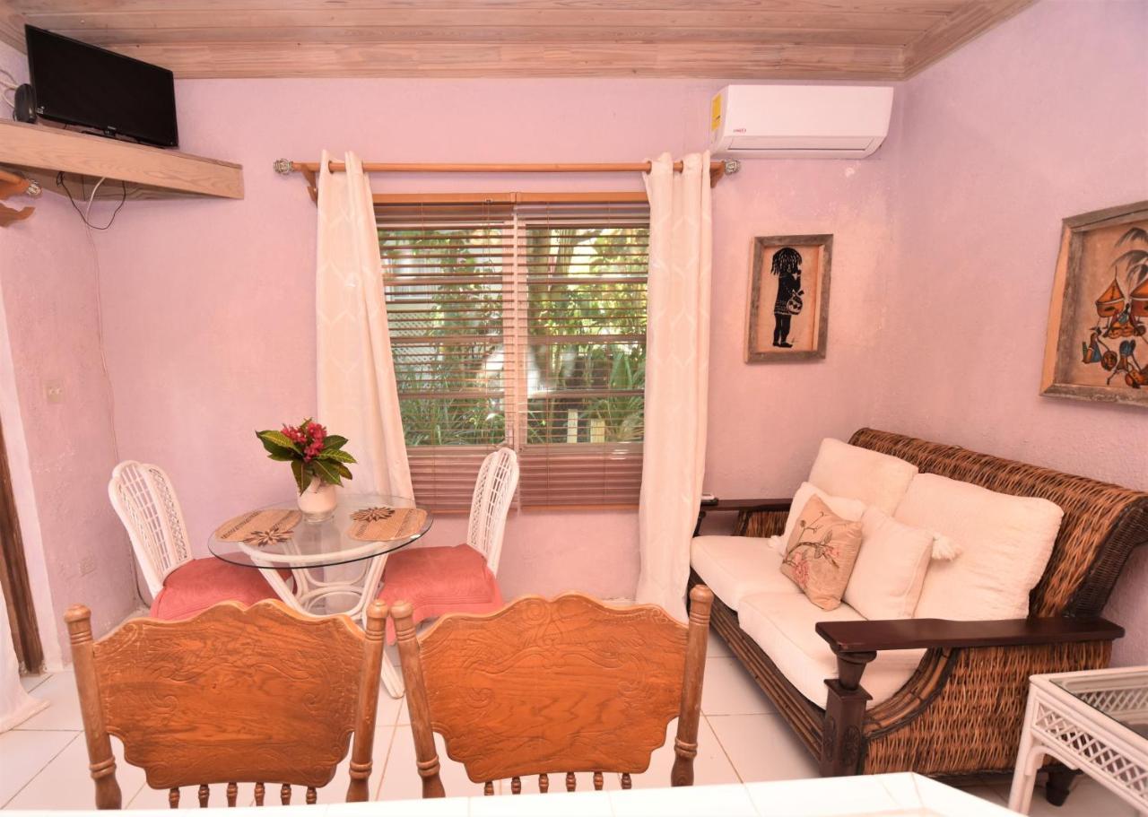 The Sugar Apple Lodging Dunmore Town Zewnętrze zdjęcie